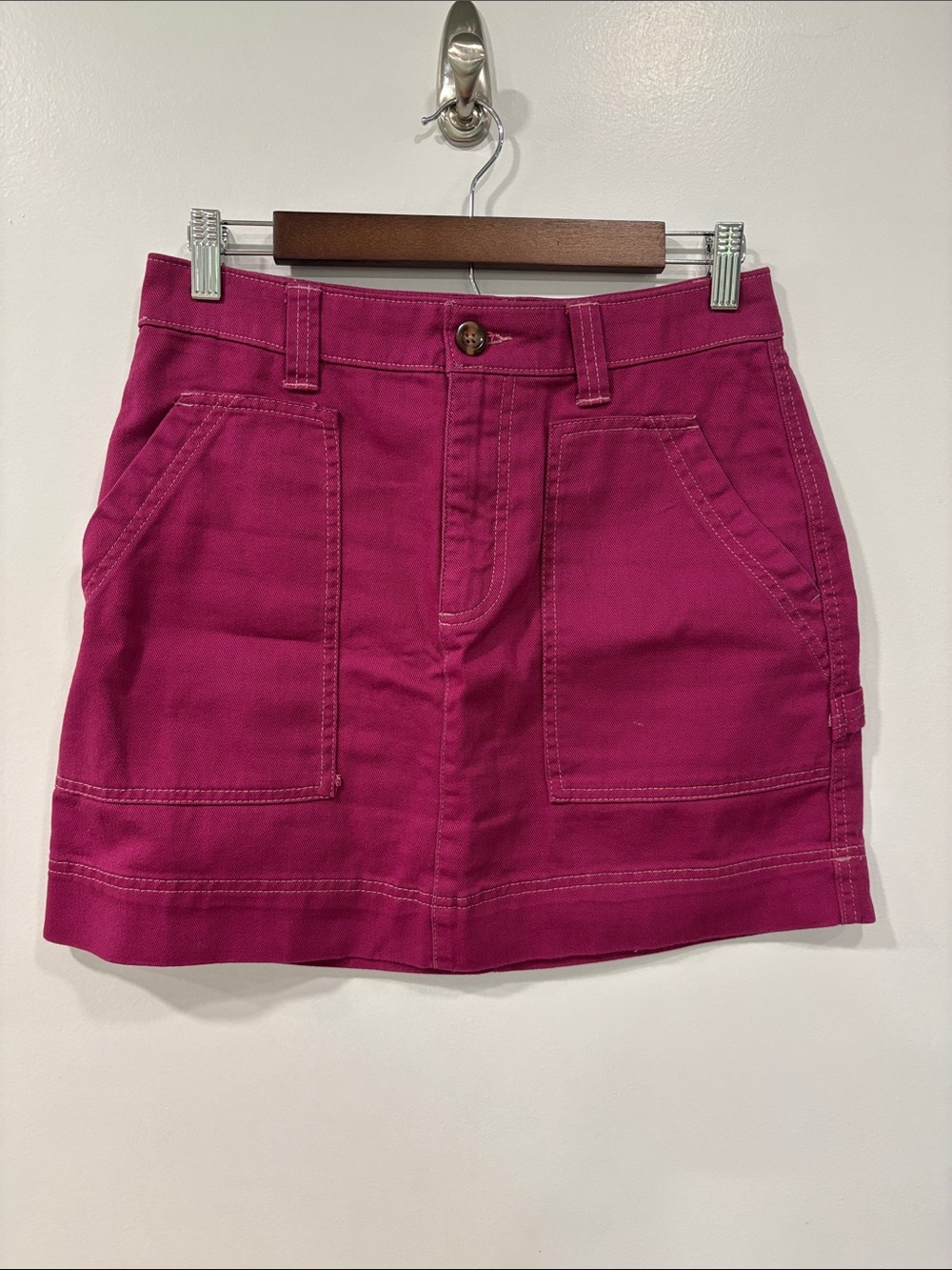 Old Navy Women's Magenta Utility Mini Skirt